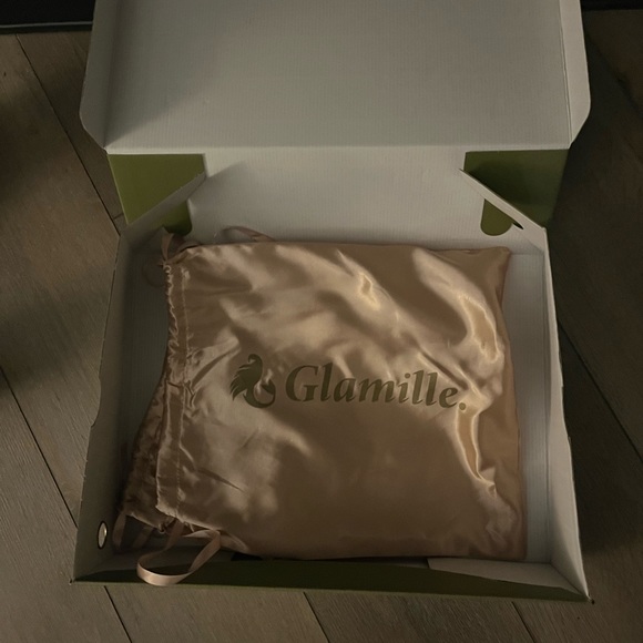 GLAMILLE laser cut design boots - Picture 11 of 13